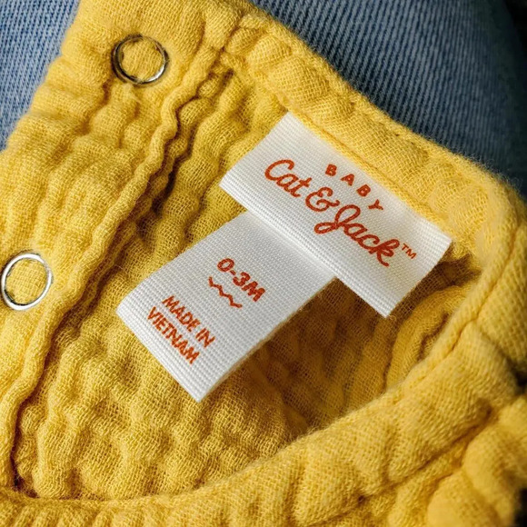 Cat & Jack & Carter's Yellow Gauze Ruffle Romper w/ Floral Cardigan Sweater 0-3M - Picture 2 of 12